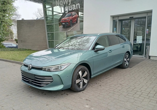 Volkswagen Passat cena 206900 przebieg: 10, rok produkcji 2024 z Resko małe 326